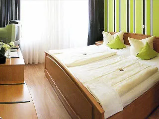 酒店 Rhein-hotel Restaurant Merkelbach